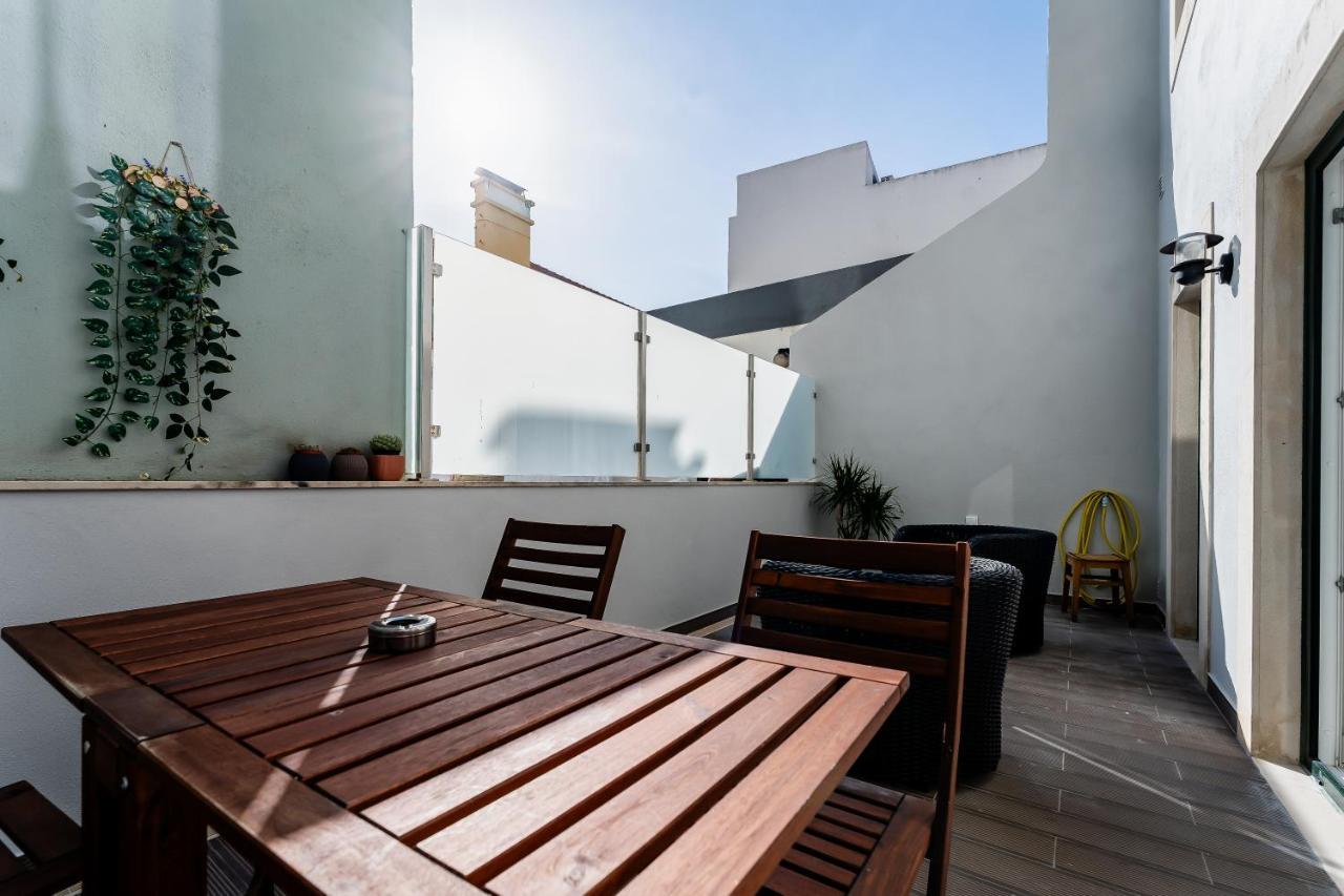 Апартаменти Patio Da Baixa Сетубал Екстер'єр фото