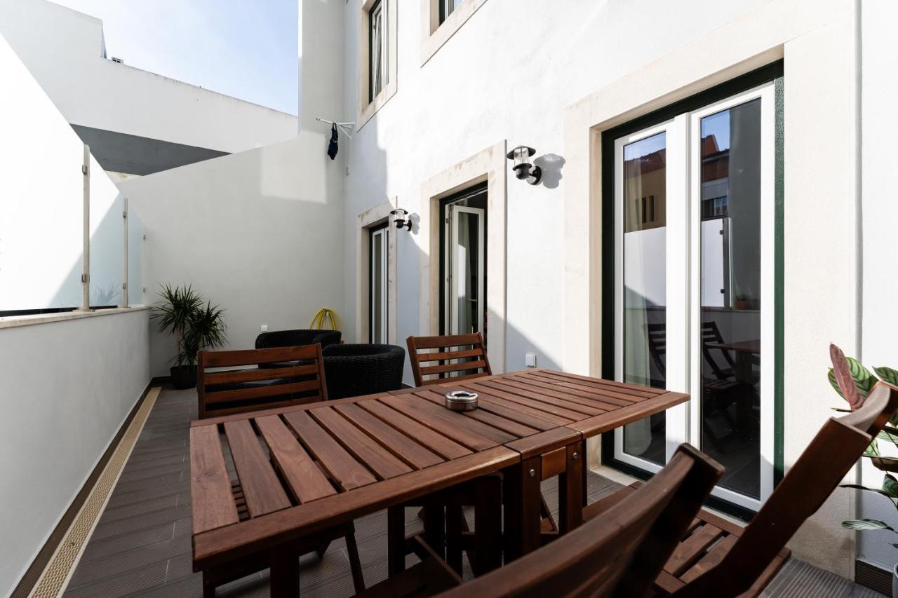 Апартаменти Patio Da Baixa Сетубал Екстер'єр фото